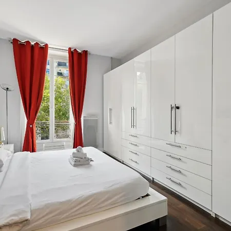 Champs-elysees & Arc De Triomphe - Cityapartmentstay Apartmán