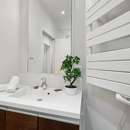 Champs-elysees & Arc De Triomphe - Cityapartmentstay Lejlighed Paris