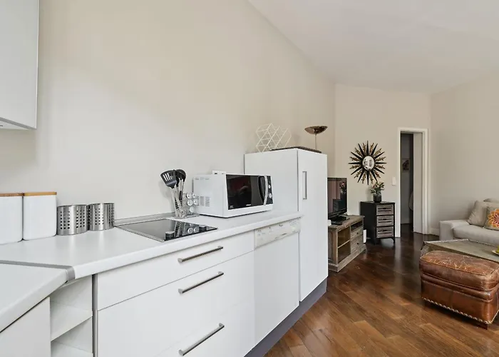 Champs-elysees & Arc De Triomphe - Cityapartmentstay * Paris